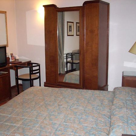 Hotel Palazzo Bocci Spello Eksteriør billede